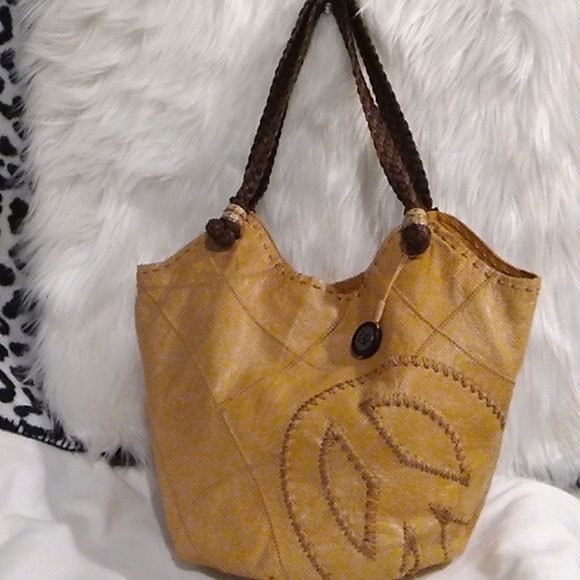 The Sak Handbags - HOLIDAY SALE!! GUC The Sak Leather Shoulder Bag